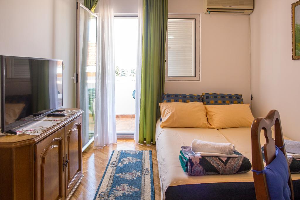 City Apartments Gosposhtina 부드바 외부 사진