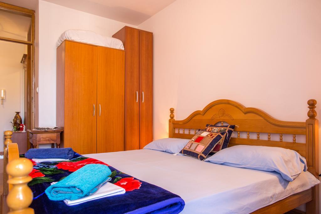 City Apartments Gosposhtina 부드바 외부 사진