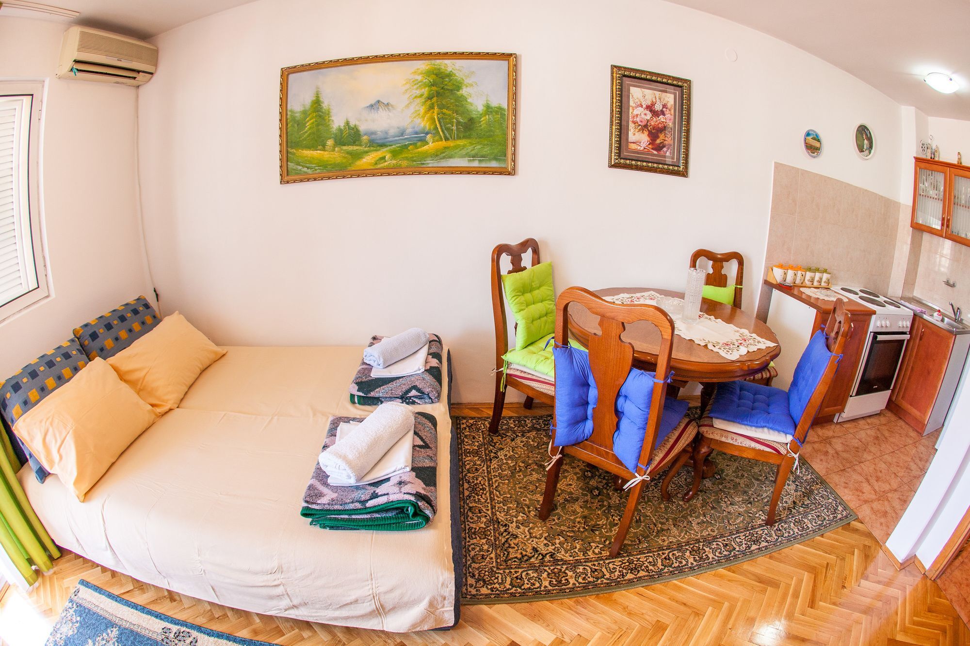 City Apartments Gosposhtina 부드바 외부 사진